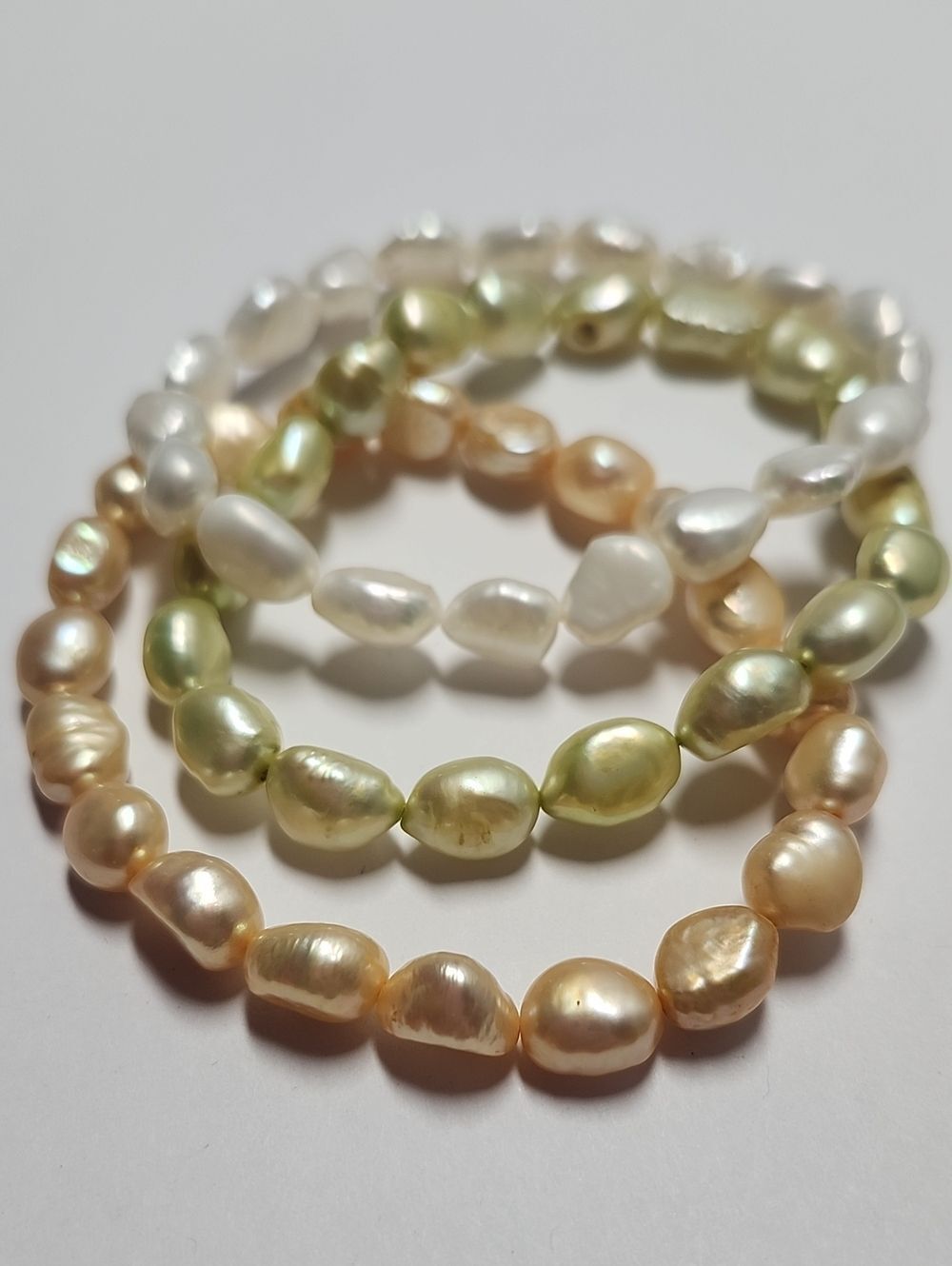 RealโPearl Stretch Bracelet Set โ White, Green, Peach